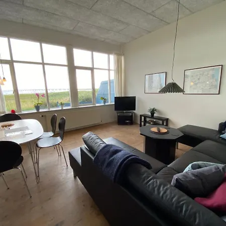 Skaerven Beachfront Apartments And Cottage Nyborg Extérieur photo