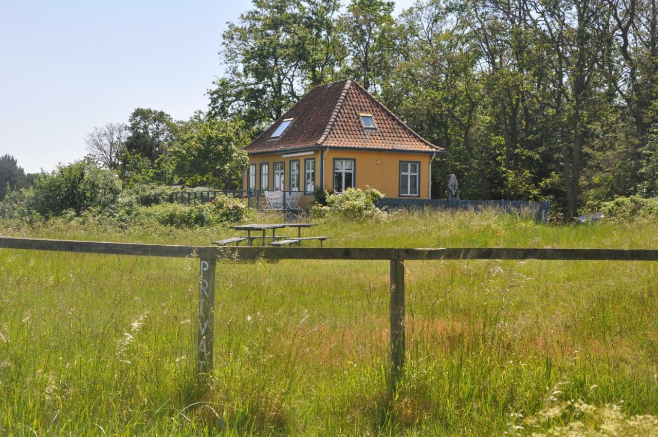 Skaerven Beachfront And Apartment *